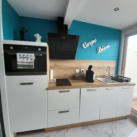 公寓 Golden Paradise 007 Helio 25